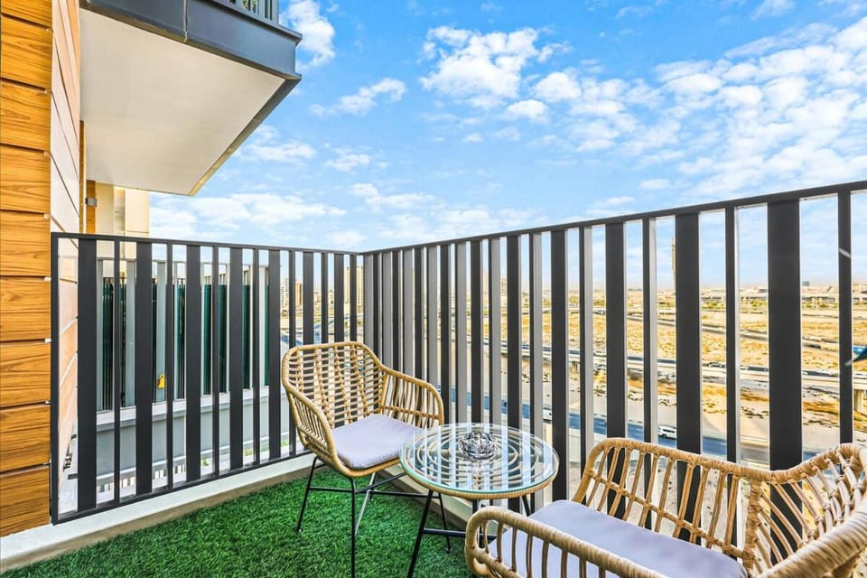 Stylish Studio in JVC with Pool, Gym, Balcony & Modern Comforts Apartment in Dubai