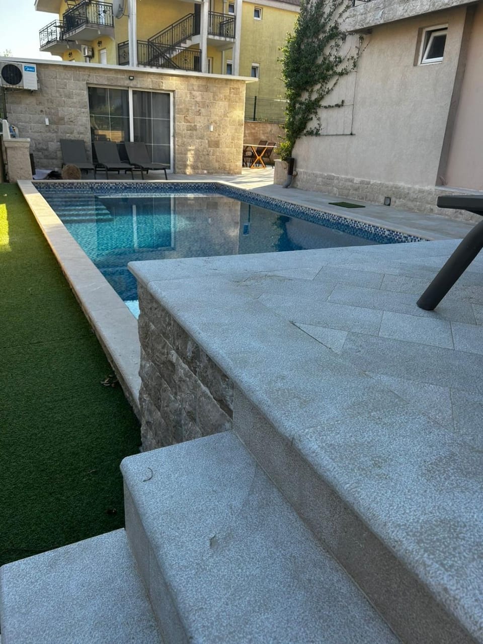 Swimming pool