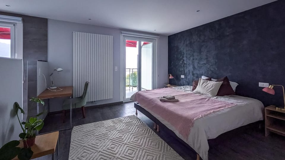 Vermont Hub for Offsites, Retreats & Small Groups Bookings in Alps Bed and Breakfast in Canton of Vaud