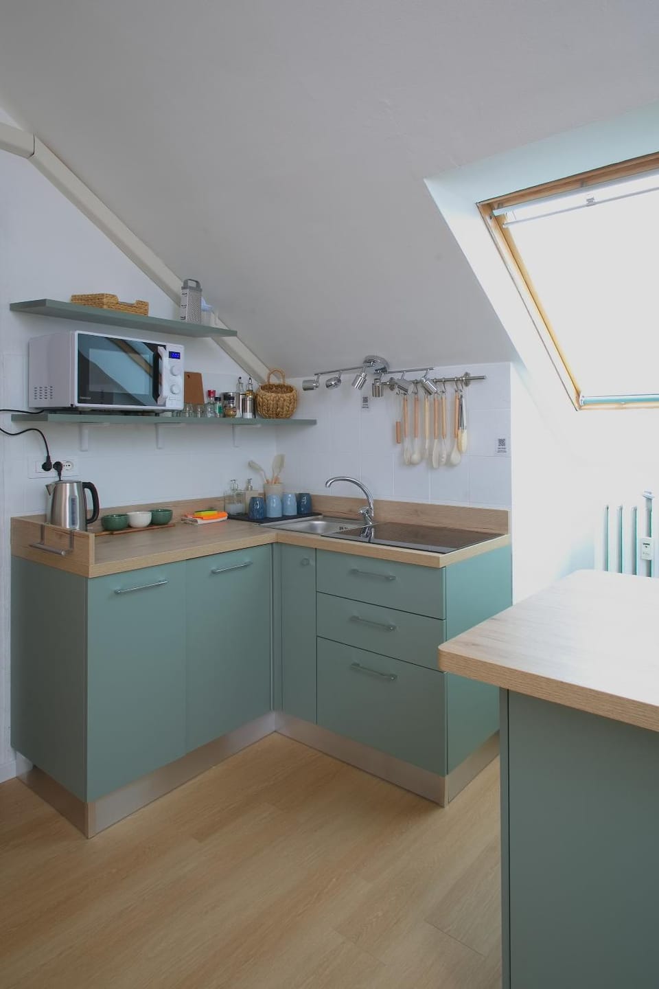 Kitchen or kitchenette, stove