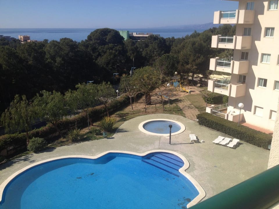 Natural landscape, Pool view, Sea view, Swimming pool, sunbed