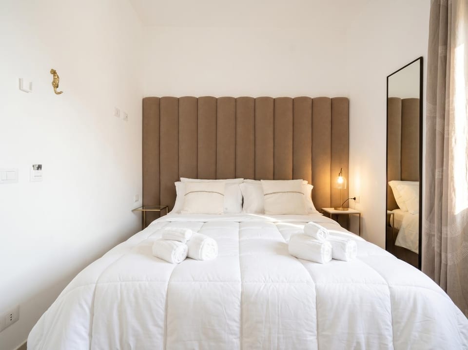 Terra | 2-Bedroom with Shared Kitchen & Balcony – Seafront Location Apartment hotel in Polignano a Mare
