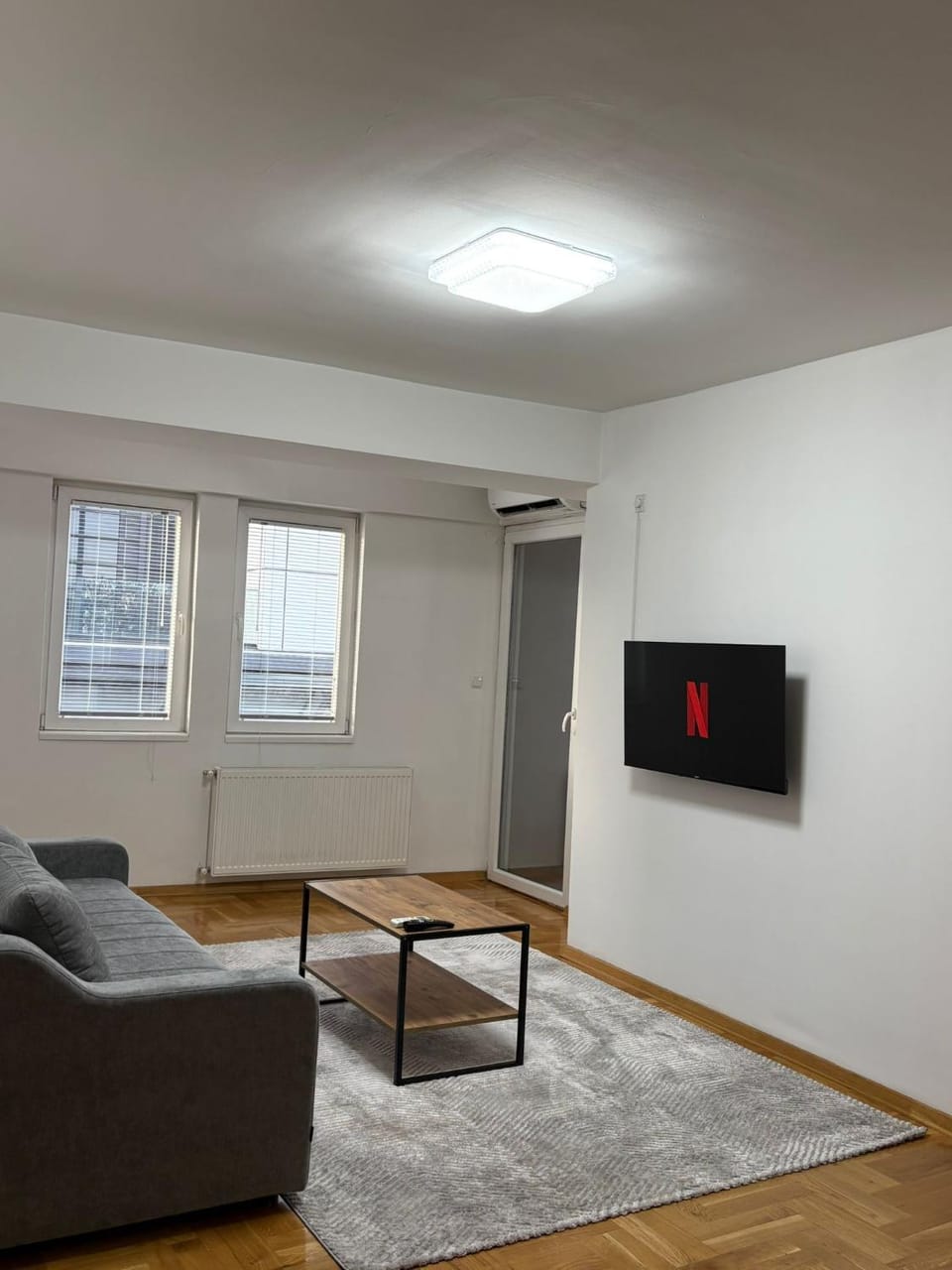 Center Apartment-Modern,FamilyHeaven,Bus Station Apartment in Skopje
