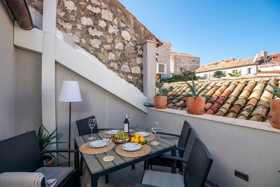 Balcony/Terrace, Balcony/Terrace, City view, City view
