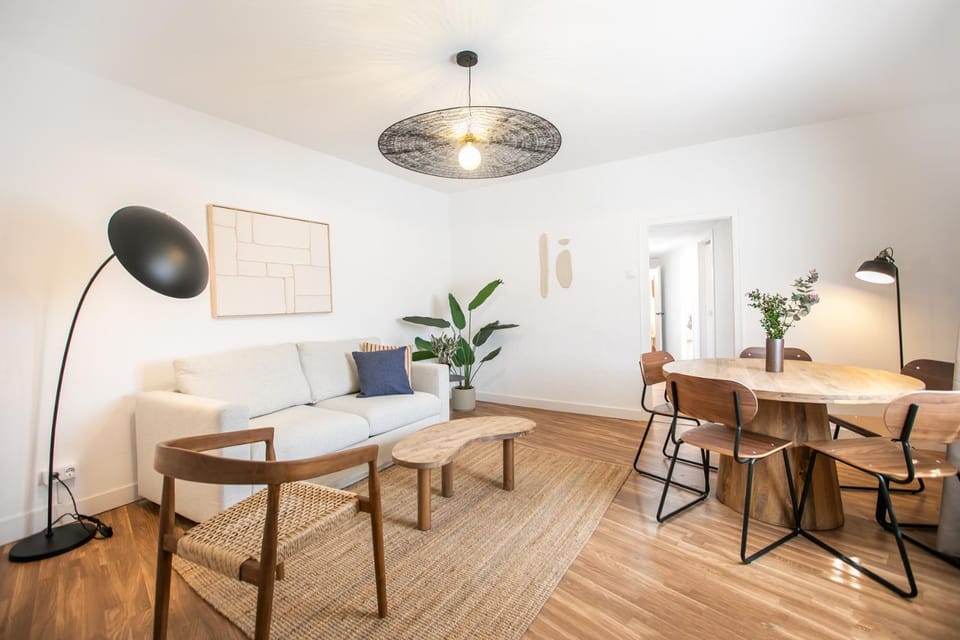 41ARA1101- Apartment with terrace Apartment in Barcelona
