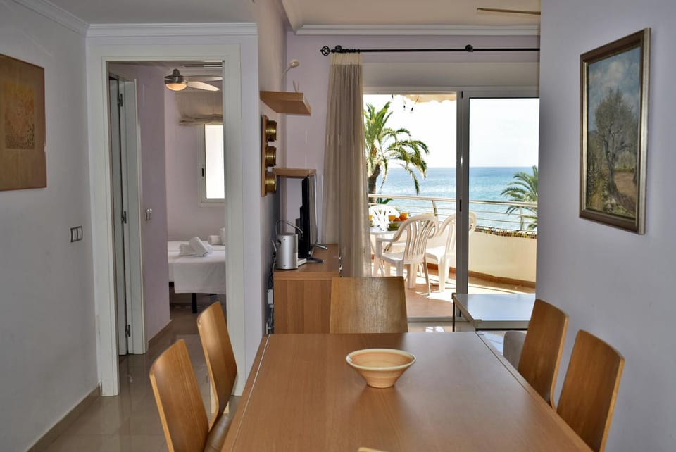 Dining area, Sea view