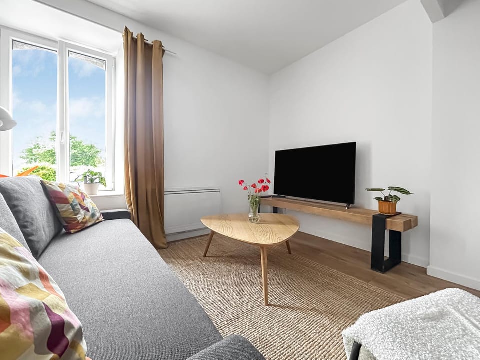 TV and multimedia, Living room