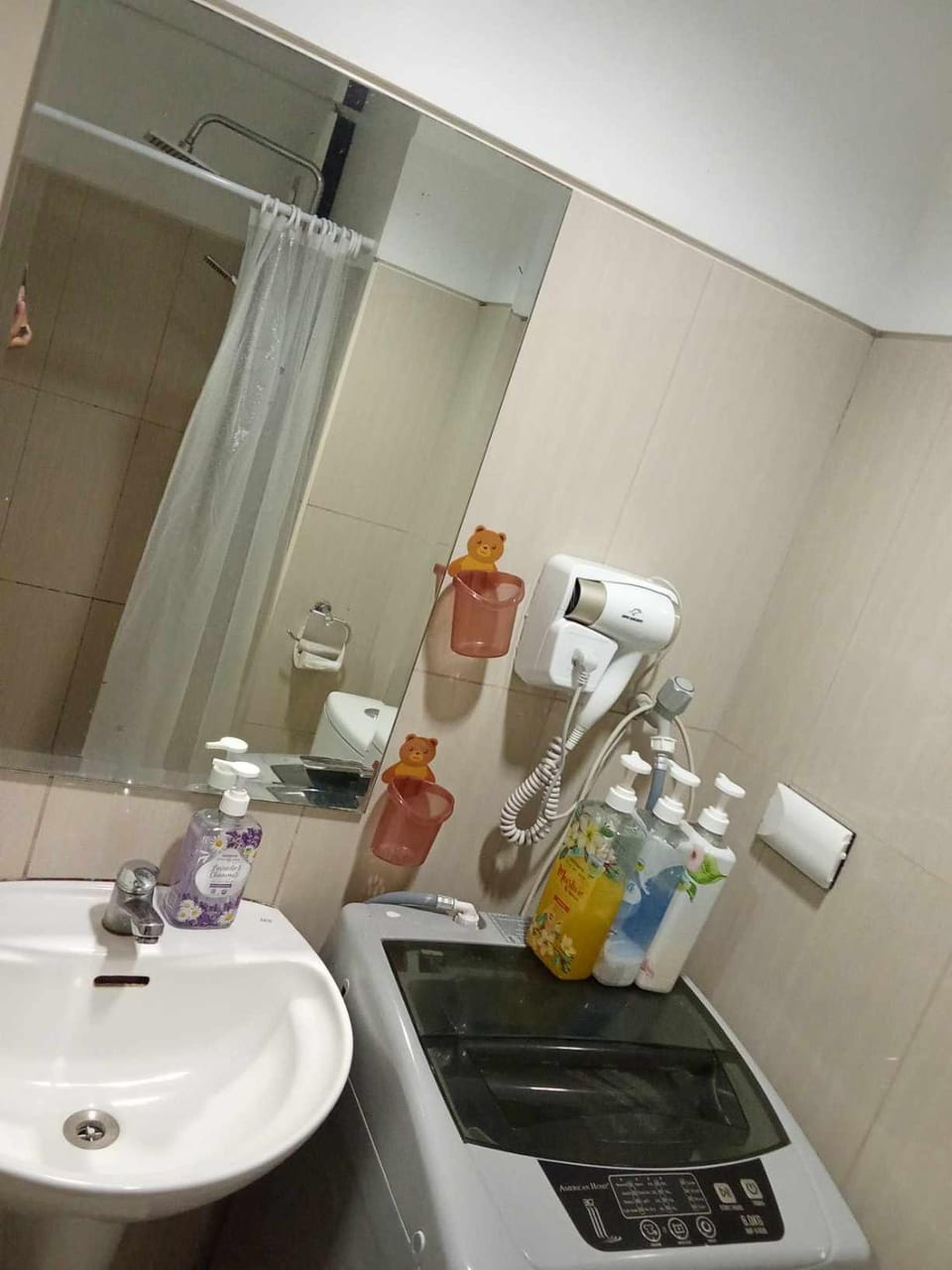 241-1br -1bed 1 extra mattress Apartment in Pasay