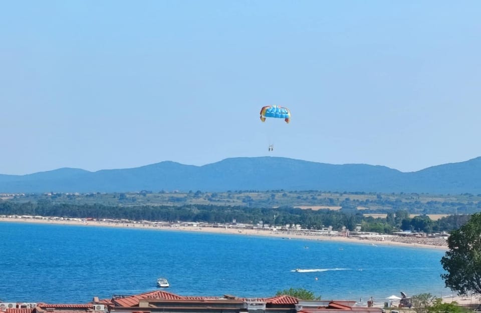 Апартаменти за гости Морска гледка Apartment in Burgas Province