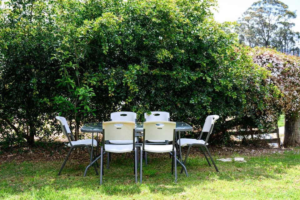Cozy 3BR 1BA Home with Yard & Game Room Access H1 Apartment in Bilpin