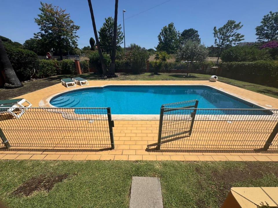 Balcony/Terrace, Swimming pool, Swimming pool