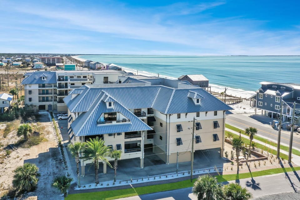 Club at Mexico Beach 1A by Pristine Properties Vacation Rentals Apartment in Mexico Beach
