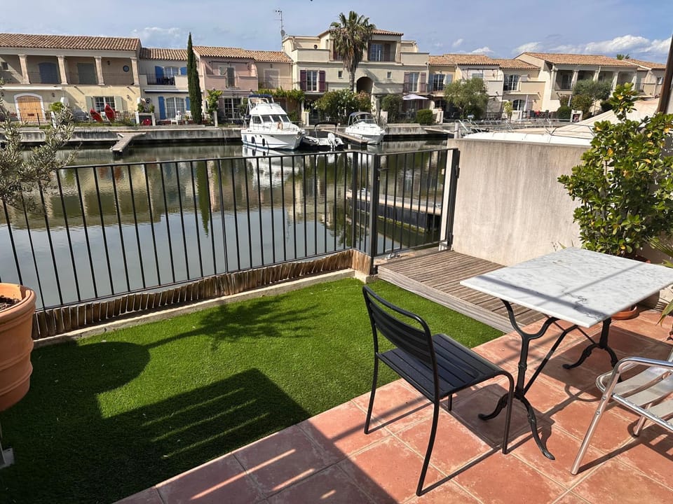 Patio, Garden, Dining area, Garden view, River view