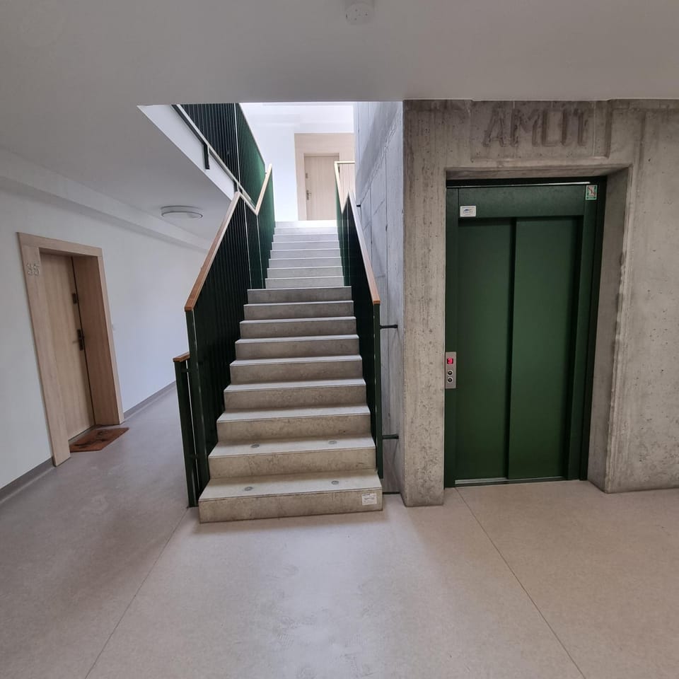 elevator