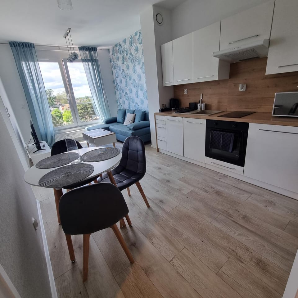 Kitchen or kitchenette, Living room, Dining area