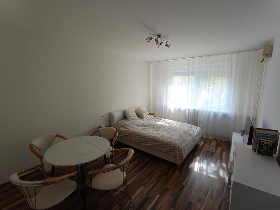 Hídfő apartman Apartment in Szeged