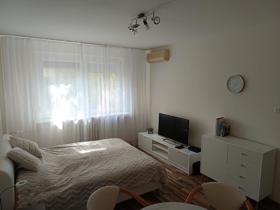 Hídfő apartman Apartment in Szeged
