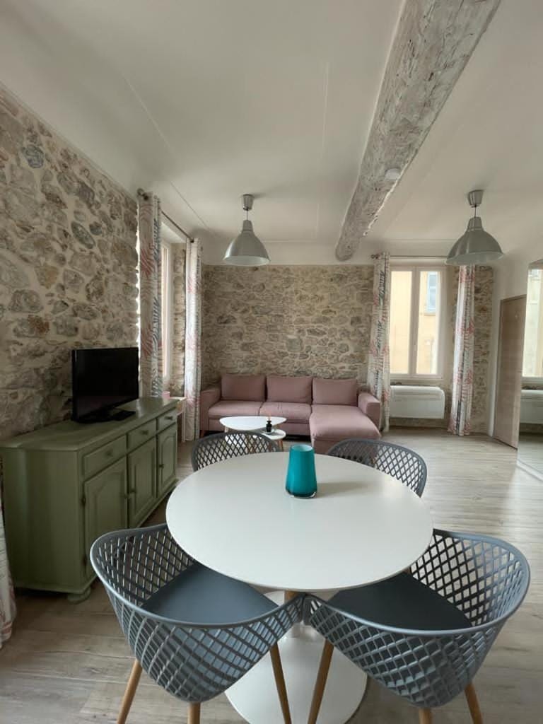 Seating area