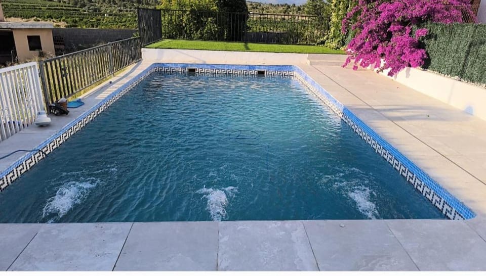 Escapada con Piscina Privada Paellero en Benissano -Tranquilidad Total House in Valencian Community