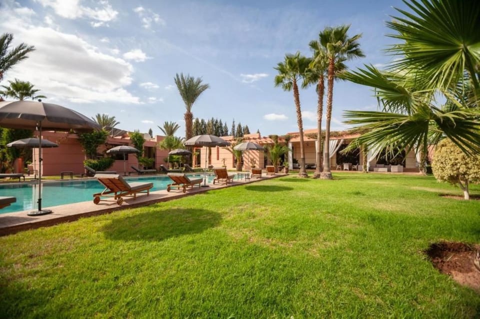 Garden, Swimming pool