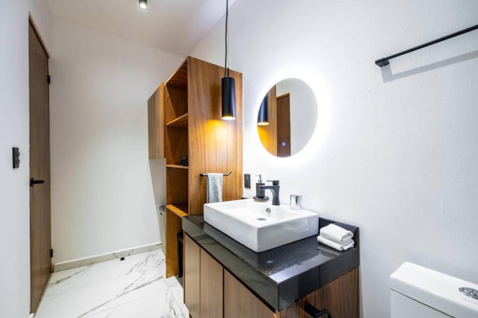 Stylish Studio w Rooftop Pool Walk to Beach 5th House in Playa del Carmen