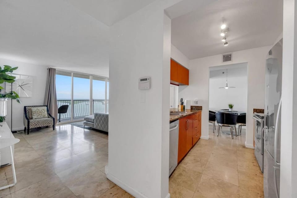 Panoramic 2BR Bay-View in Brickell With Parking Apartment in Brickell