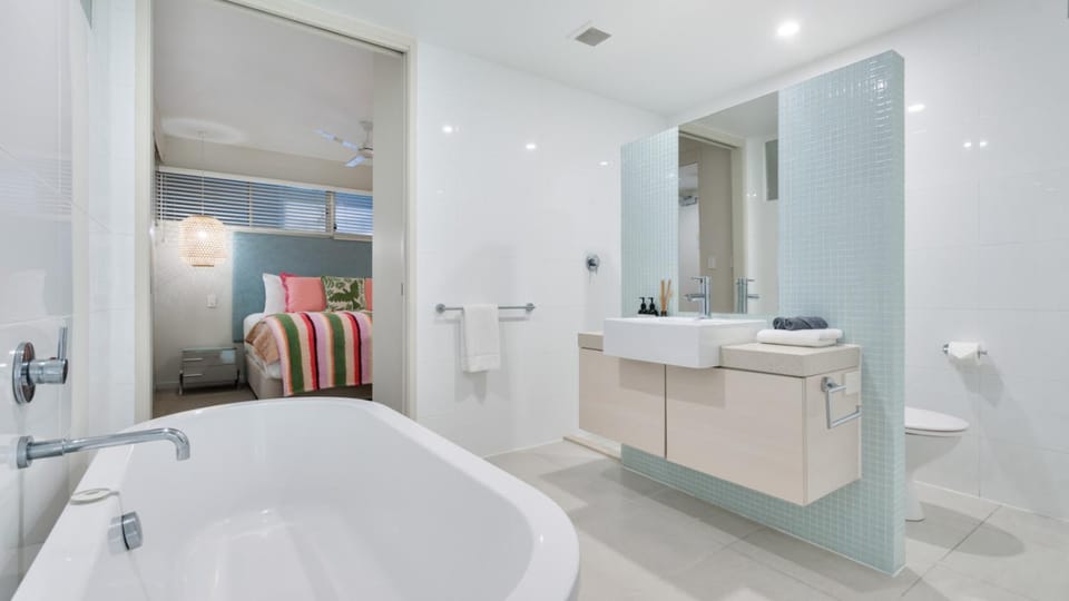 Bayside at 201 Lake Street Apartment in Cairns