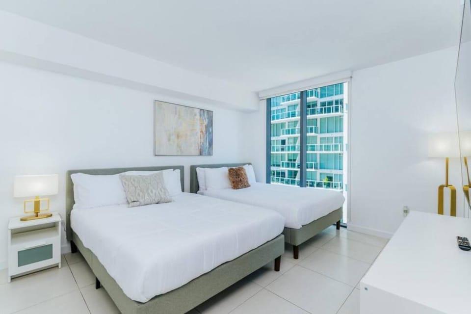 Exclusive, Amazing, Bright and Spacious at Brickell House in Brickell