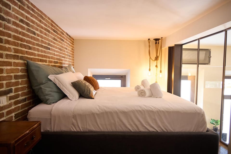 Ponte alla Vittoria Urban Garden Loft Apartment in Florence