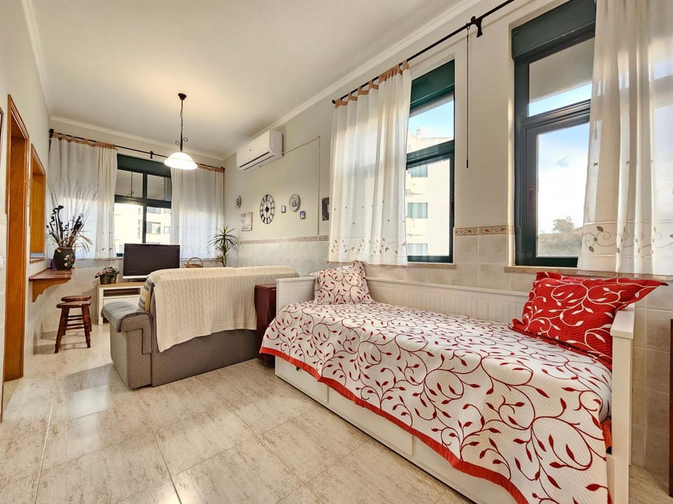 Living room, Bedroom
