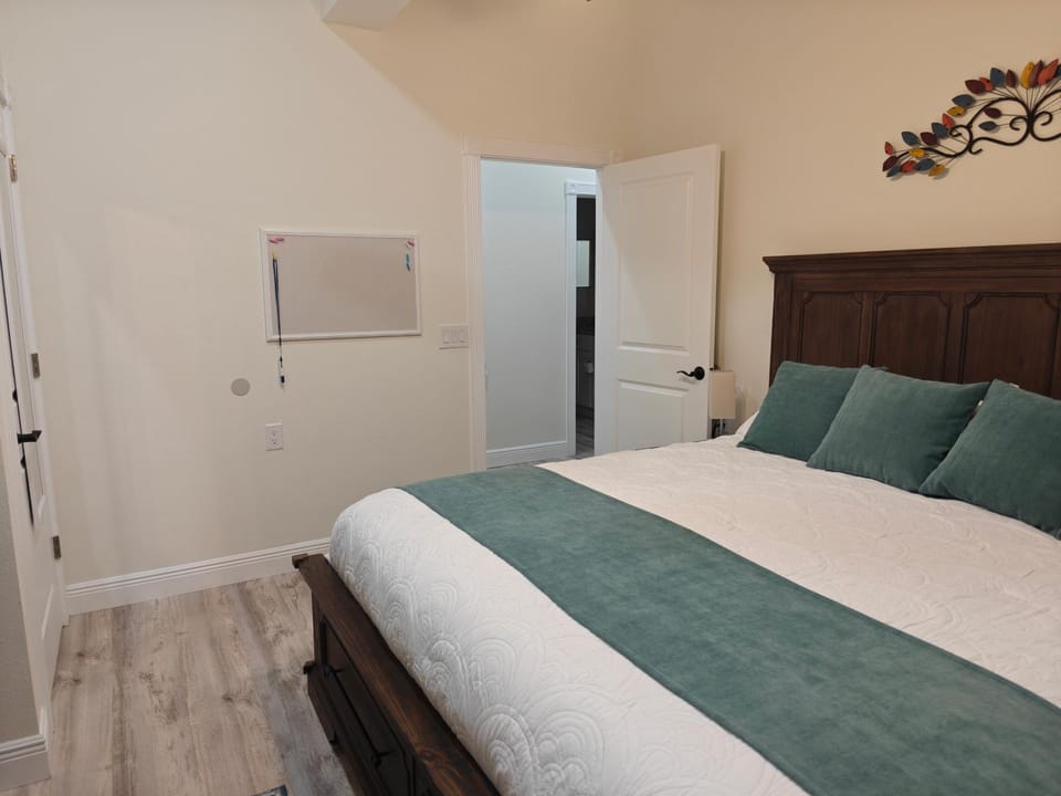 Wise Owl Retreat on the River Apartment in Dunnellon