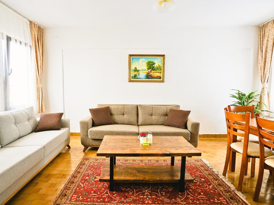 Living room, Seating area, Dining area, Food