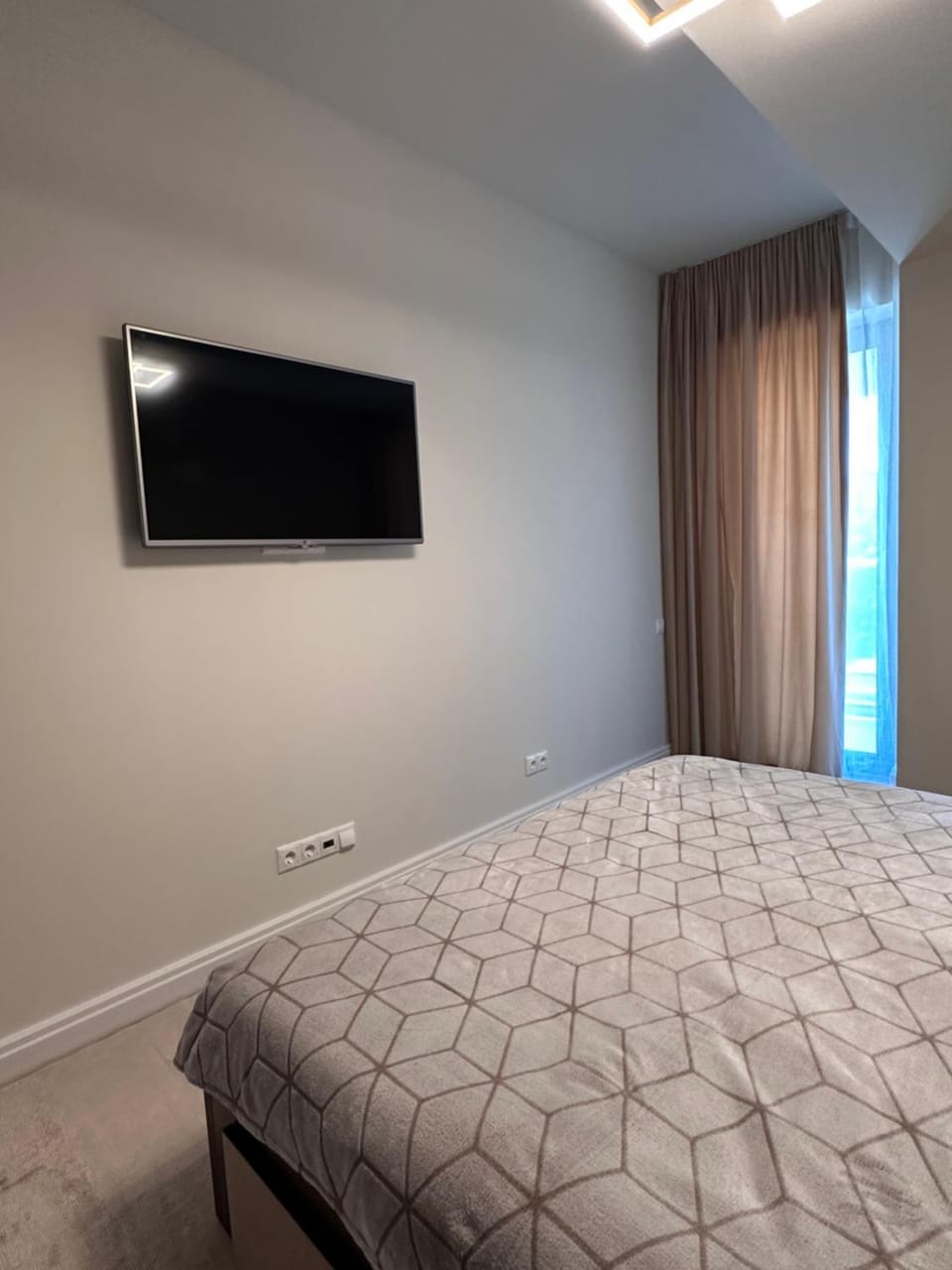 TV and multimedia, Bedroom