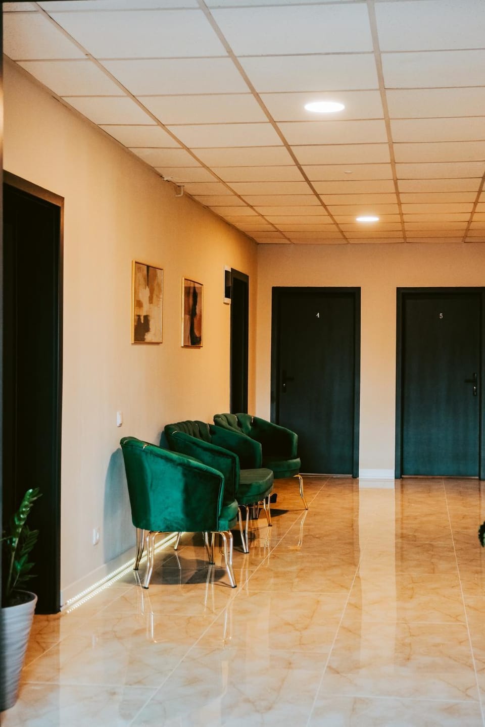 Lobby or reception, Seating area