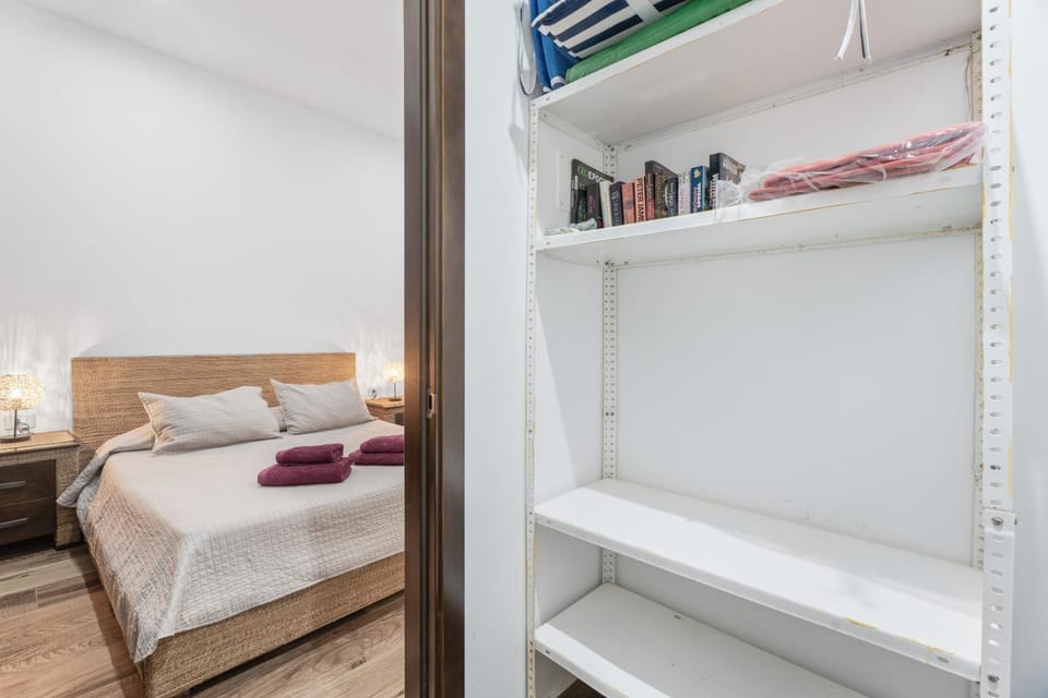 Living room, Bedroom