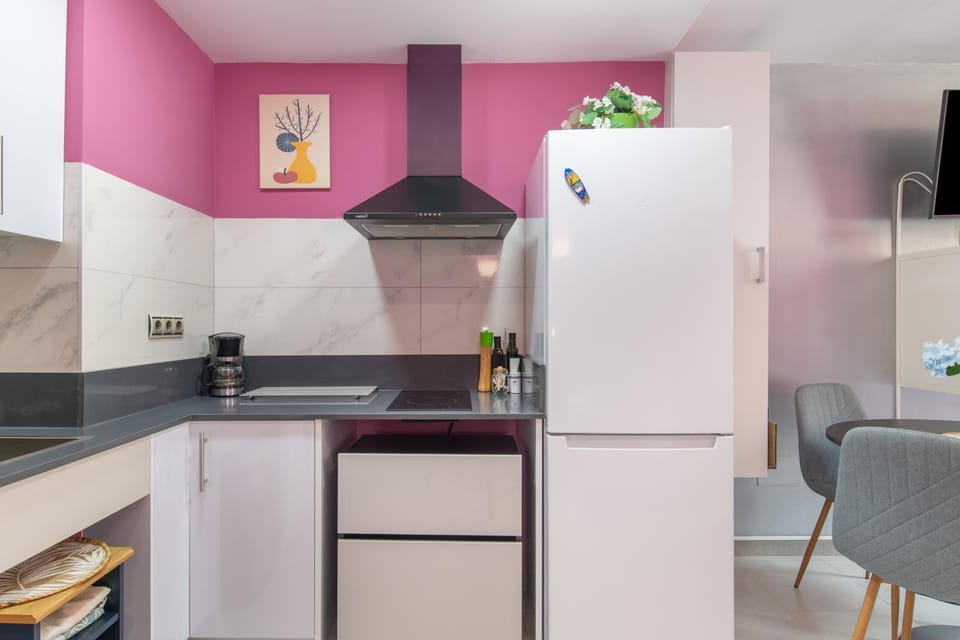 Kitchen or kitchenette, Living room