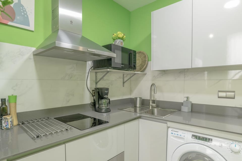 Kitchen or kitchenette, Living room