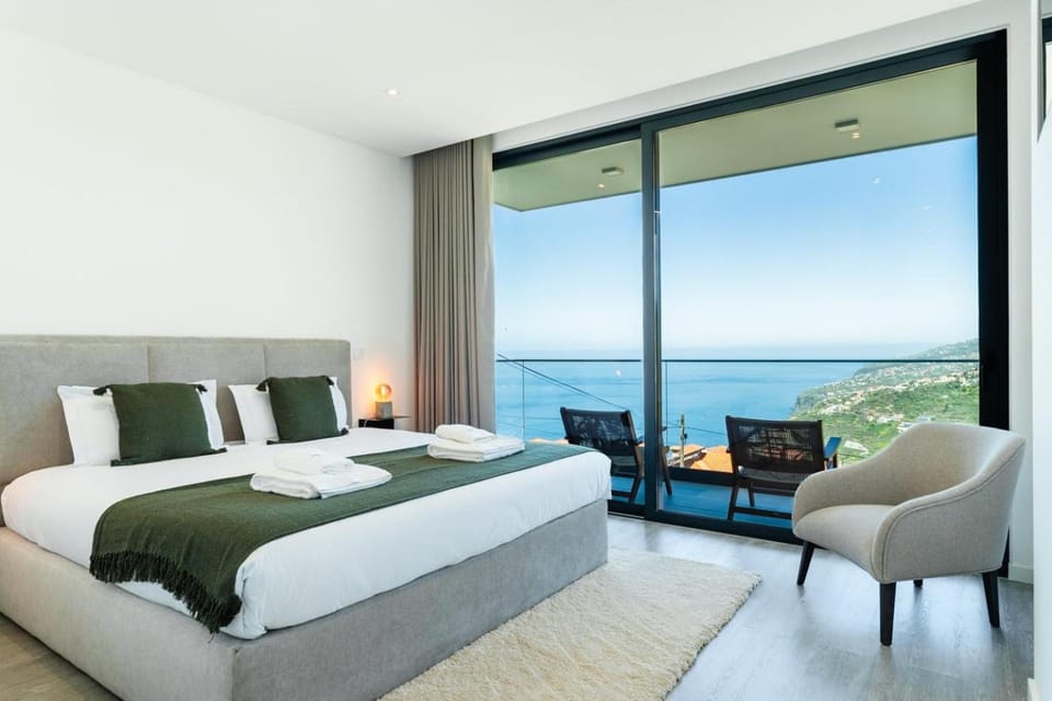 GuestReady - Sunset Heaven Villa Villa in Madeira District
