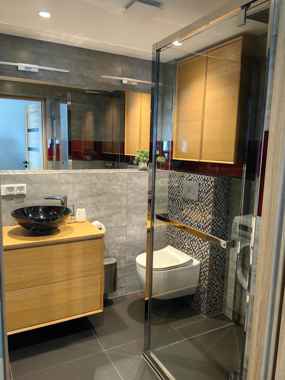 Shower, Bathroom
