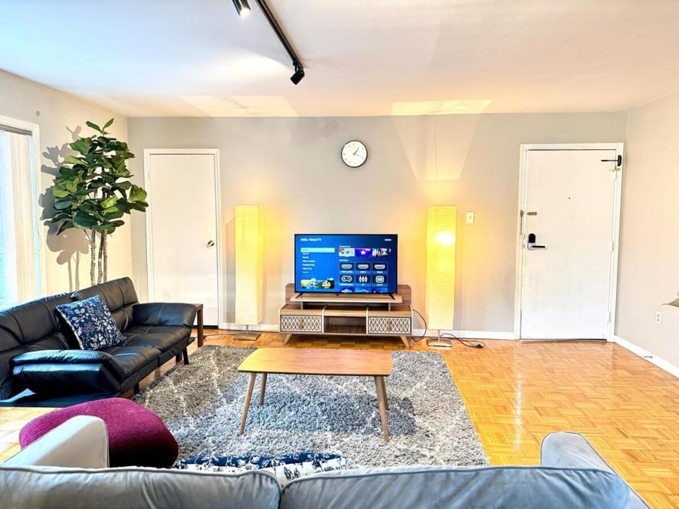 Spacious and Convinient near NYC Parking Available Apartment in North Bergen