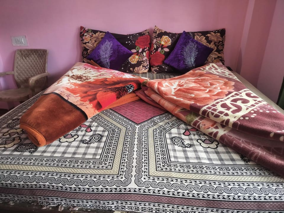 White lotus stay & cafe tosh Vacation rental in Himachal Pradesh