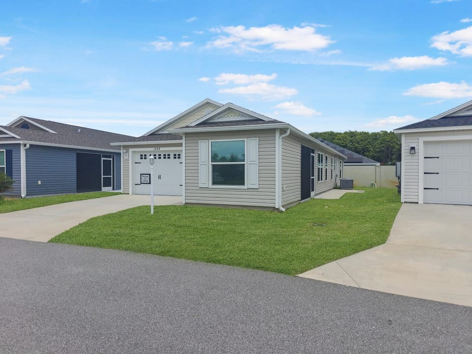 Property building, Street view