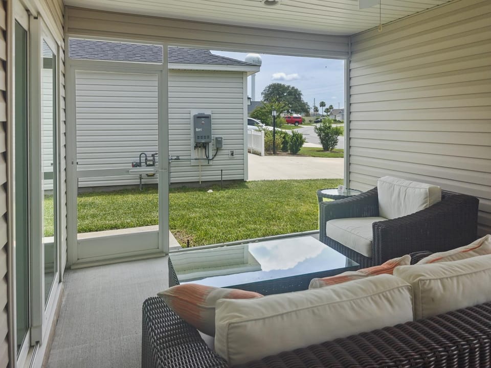 Patio, Seating area