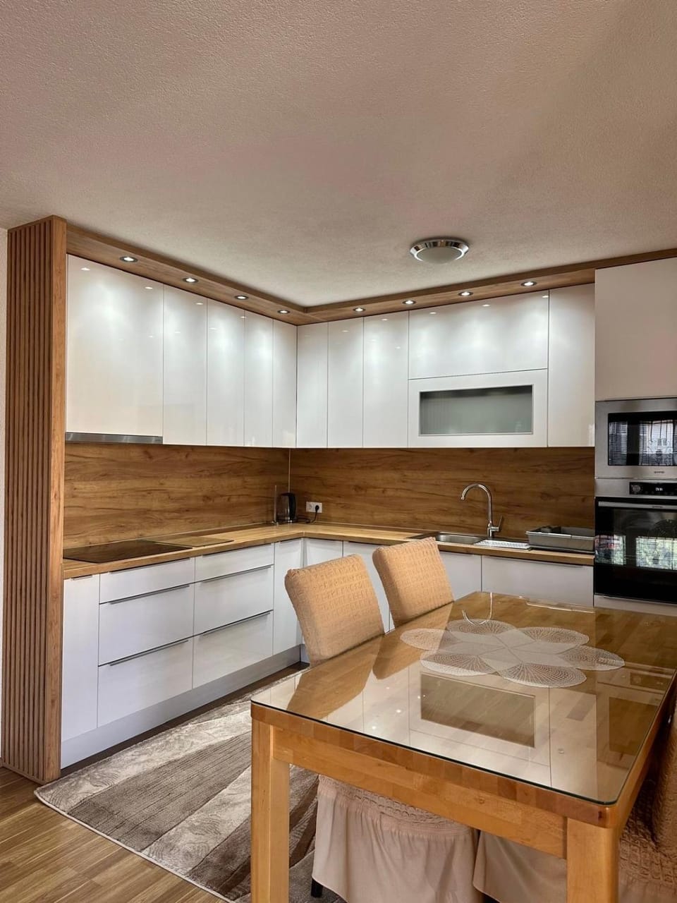 Kitchen or kitchenette, Dining area, dishwasher, oven, stove, kitchen