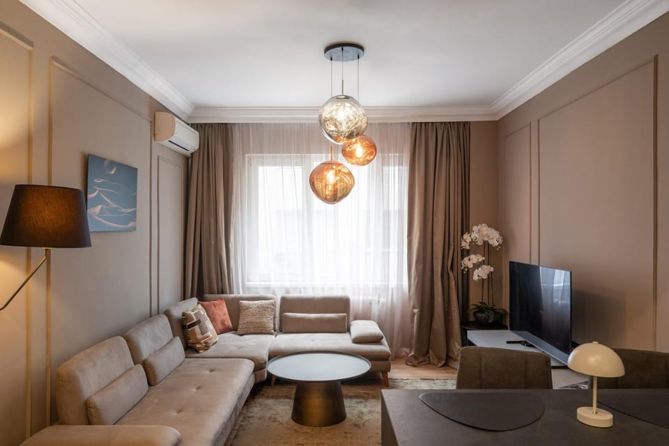 Amber Corner I Brand New Flat Top Location Apartment in Sofia