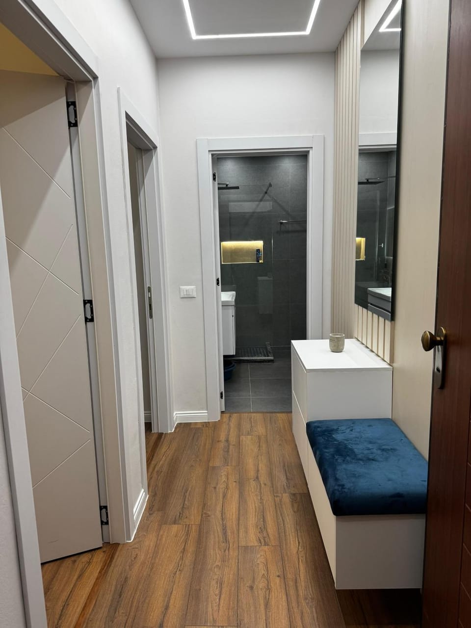 Kristal View Apartment in Tirana