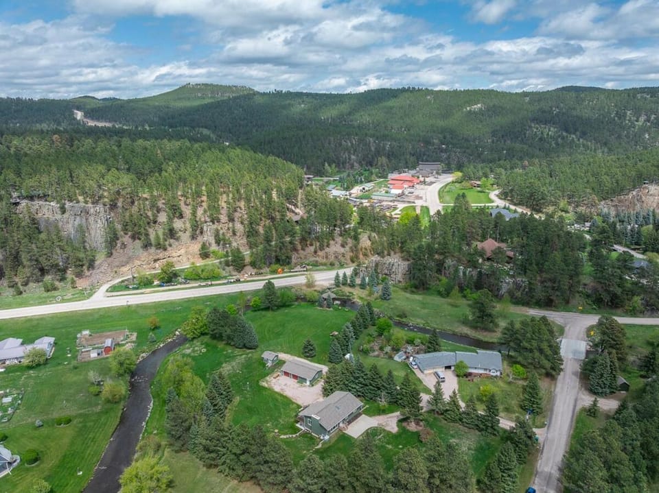 Nearby landmark, Neighbourhood, Natural landscape, Bird's eye view, Mountain view
