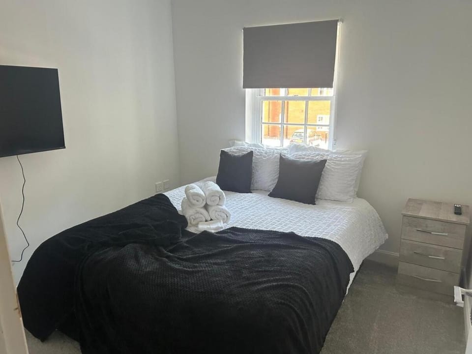 Upto 9 Contractors, LongStay Discounts Apartment in Colchester