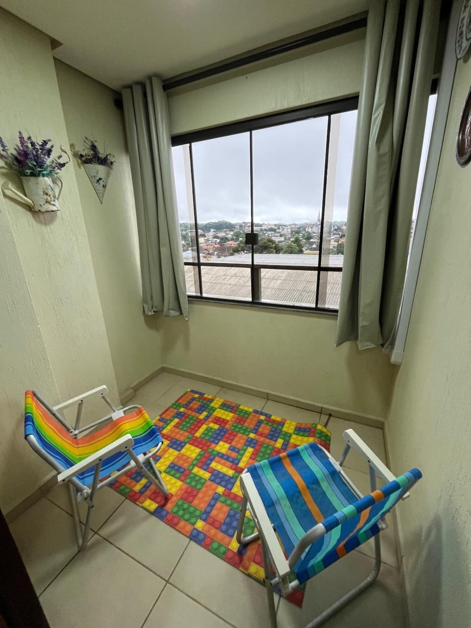 Confortável apartamento no centro de Canela Apartment in Canela