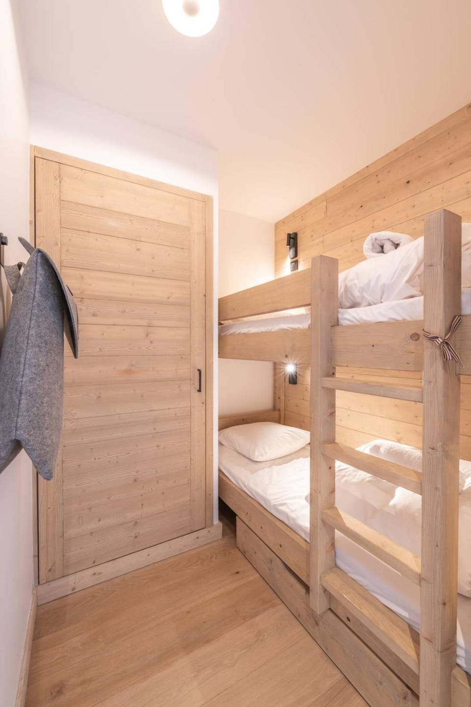 bunk bed